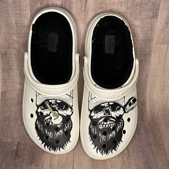 Luke Combs X Crocs Shoes 2 Jibbitz Spec Ed M 8/W 10 White Black Trucker Skully main image 9